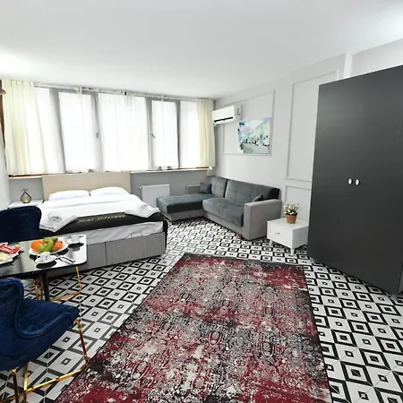 Port Taksim Hotell *